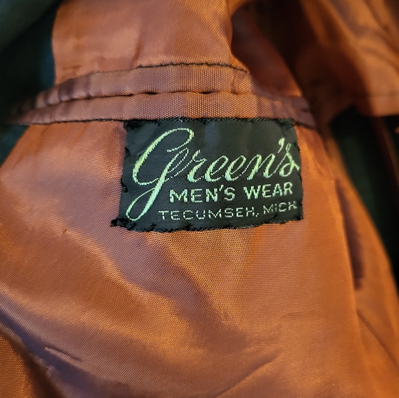 Greens Menswear Dark Plaid Blazer | Size Large - Picture 7 of 7